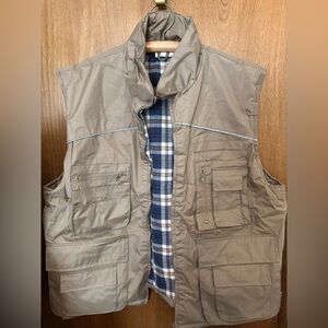 Sleek Waterproof Men's Tan Khaki Hunting Fishing Hiking Utility Vest Size XL